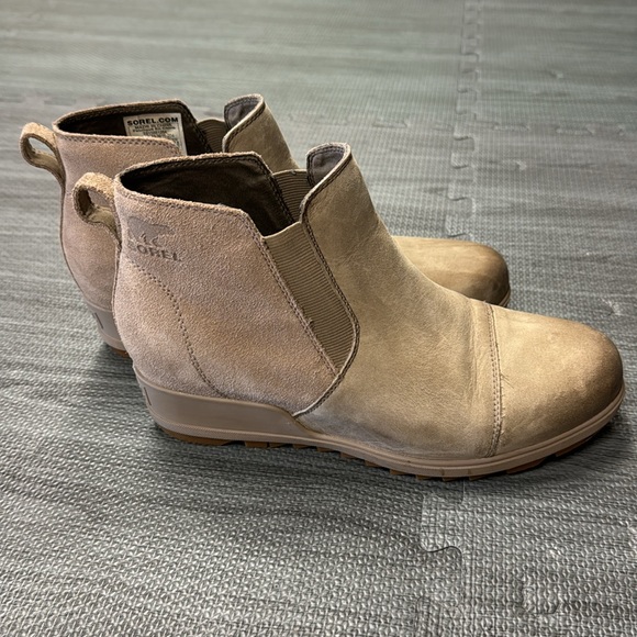 SOREL Evie Pull-on Wedge Bootie, Waterproof Suede Leather - Women’s Size 10.5 - Picture 4 of 12